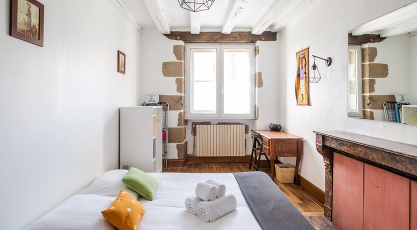 Photo of Castle & Courtyard