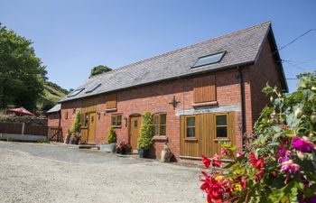 Happy as a Lark Holiday Cottage