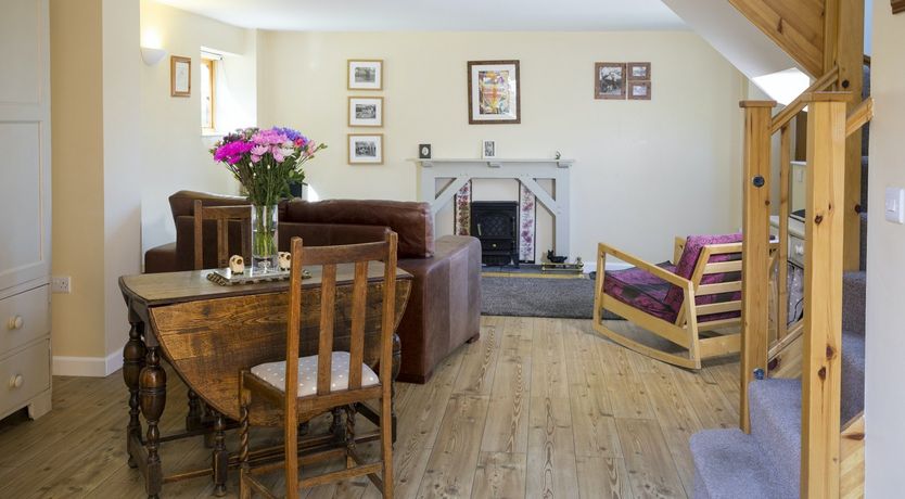 Photo of Happy as a Lark