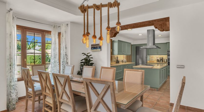 Photo of One Foot in Sea