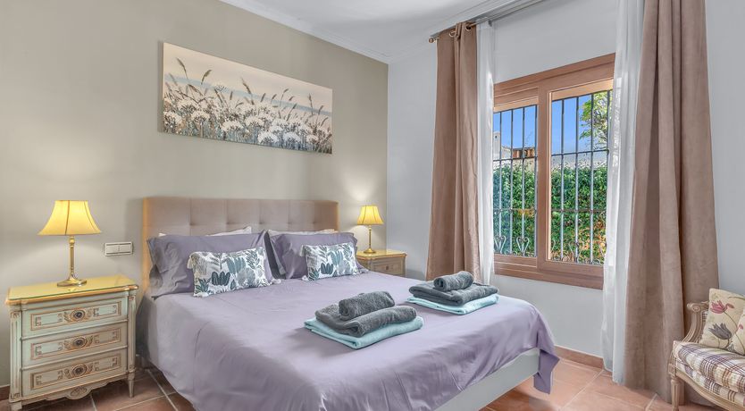 Photo of One Foot in Sea