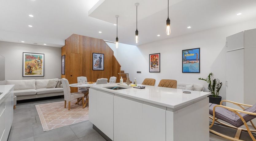 Photo of On the Cobbles