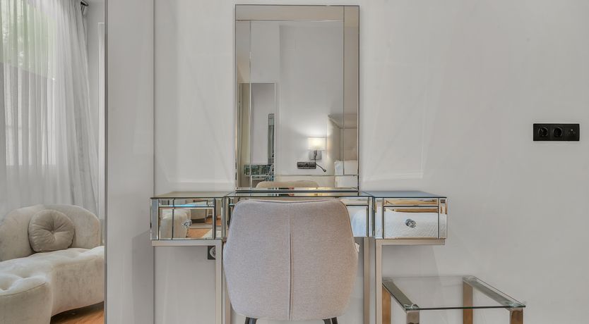 Photo of The Scent of Lemons