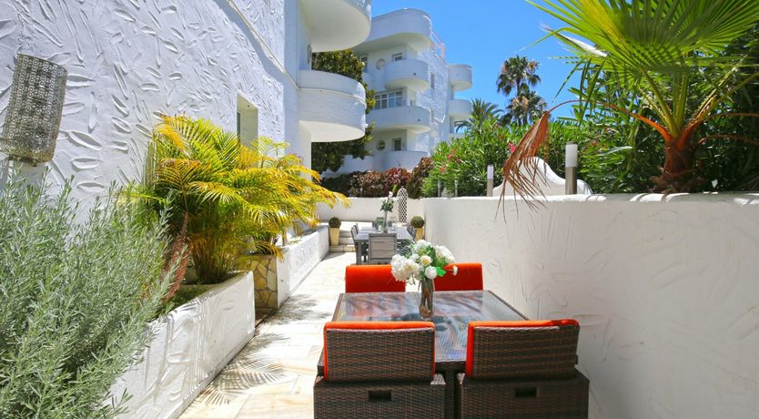 Photo of The Scent of Lemons