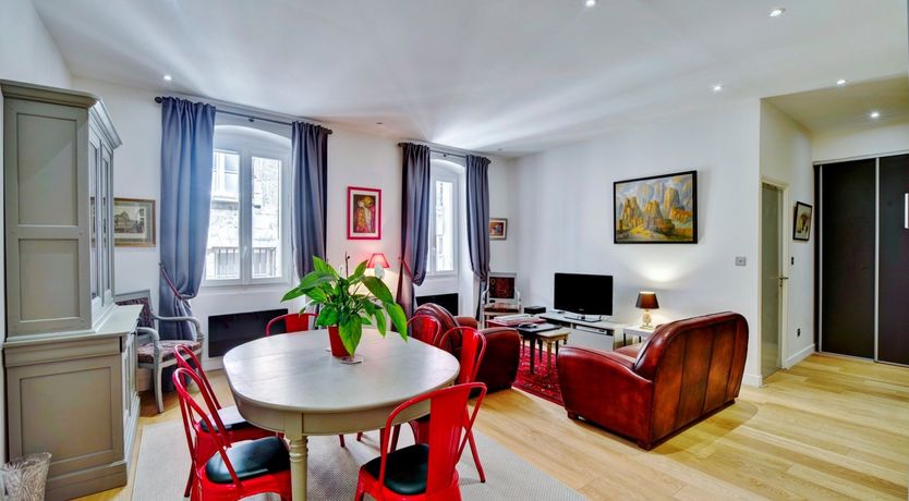 Photo of Good Wine & Quality Time