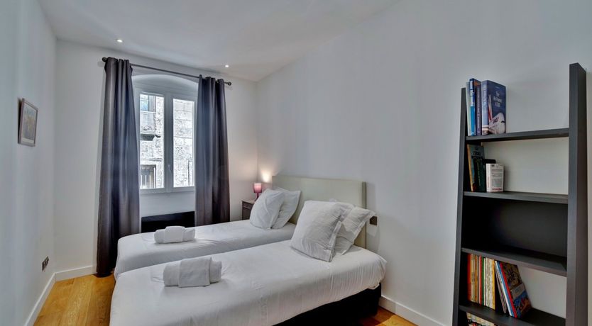 Photo of Good Wine & Quality Time