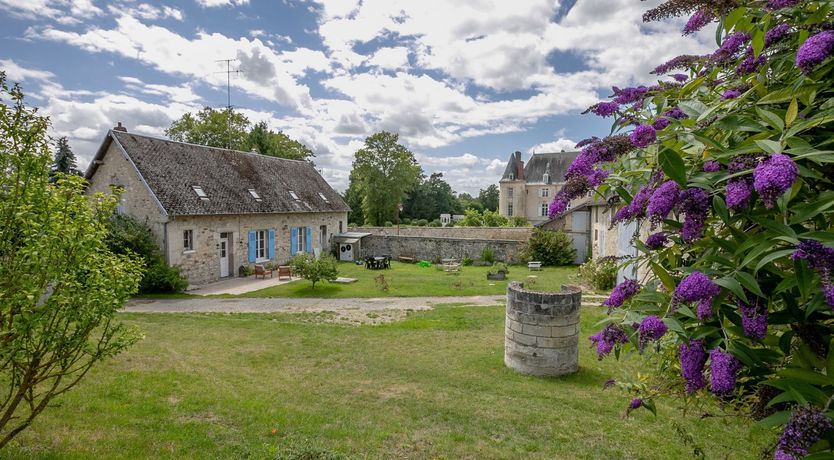 Photo of Castle & Orchard