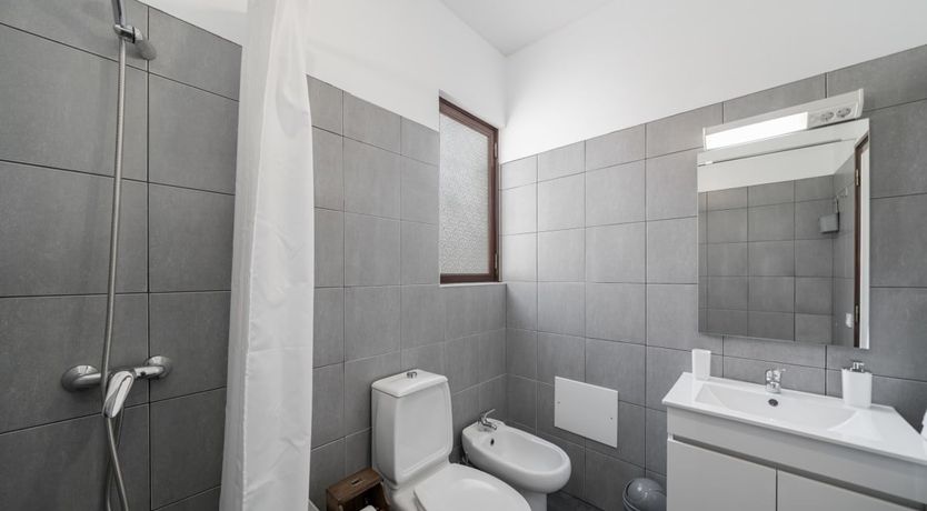 Photo of Cliffside Oasis