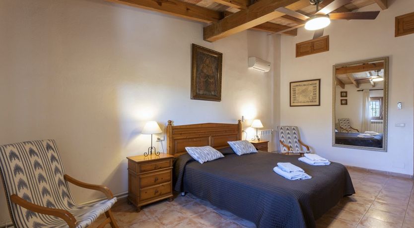 Photo of Olive & Ochre