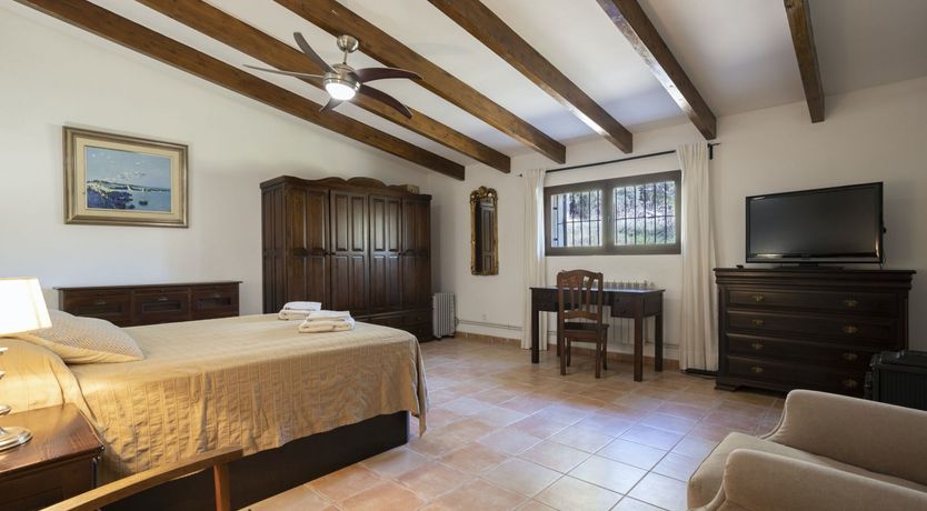 Photo of Olive & Ochre