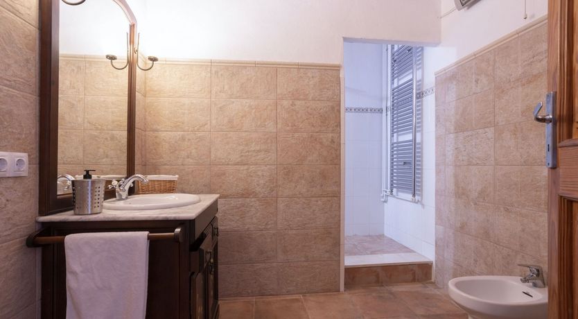 Photo of Olive & Ochre