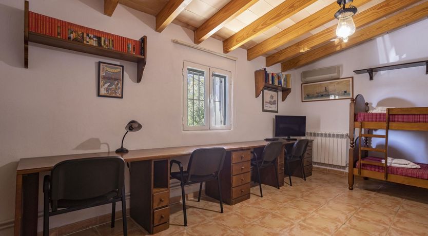 Photo of Olive & Ochre