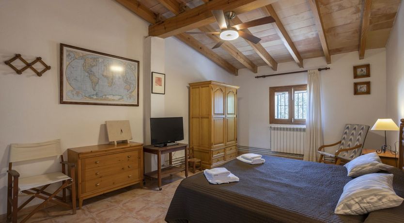 Photo of Olive & Ochre