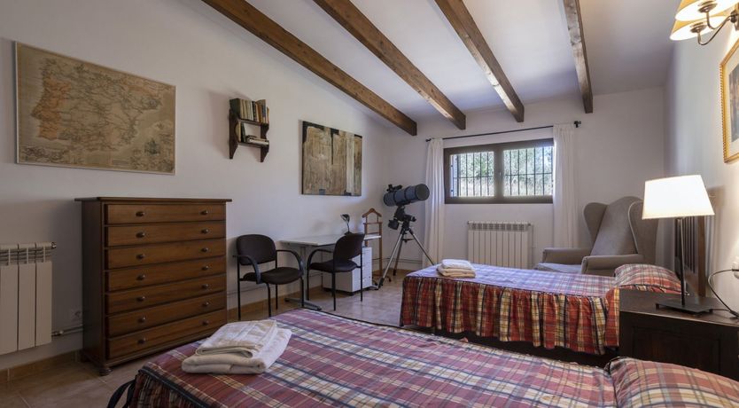 Photo of Olive & Ochre