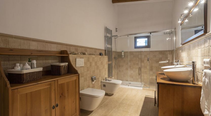 Photo of Olive & Ochre