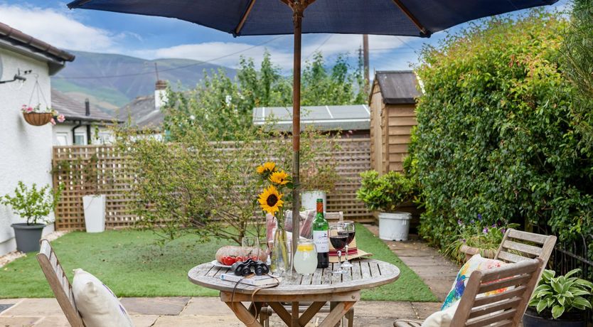 Photo of Eiderdown & Lavender