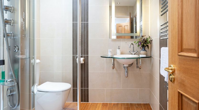 Photo of Eiderdown & Lavender