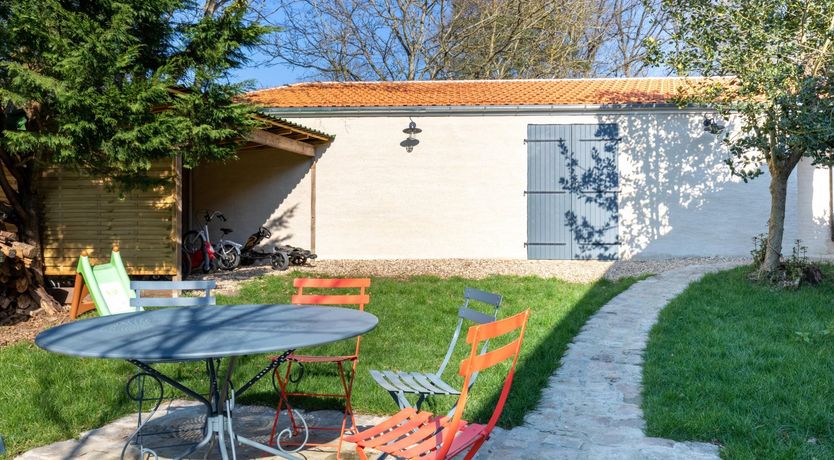 Photo of Country Postcard