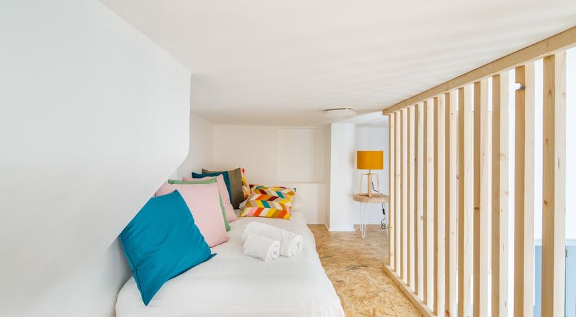 Photo of Acoustic Sketches