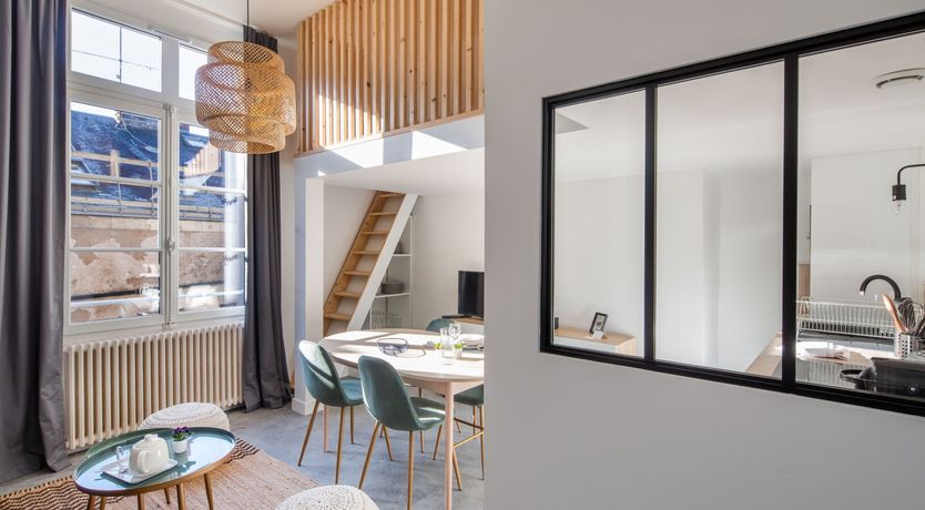 Photo of Acoustic Sketches