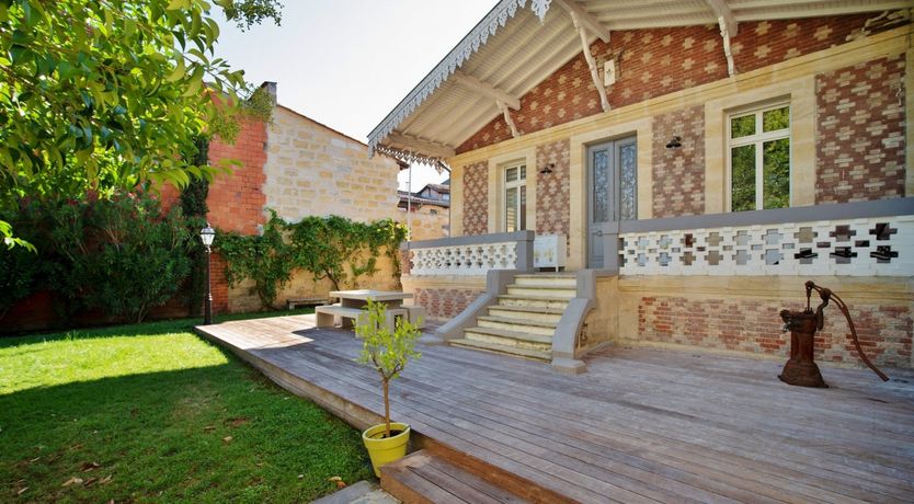 Photo of A Drop of Red