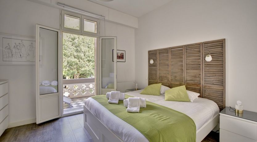 Photo of A Drop of Red