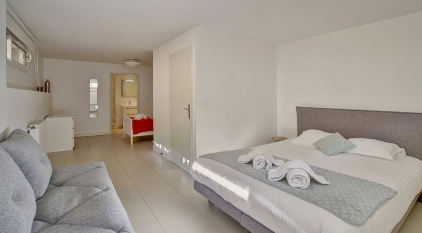 Photo of A Drop of Red