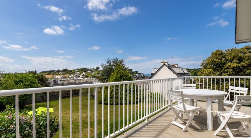 Photo of In the Pocket of the Sea