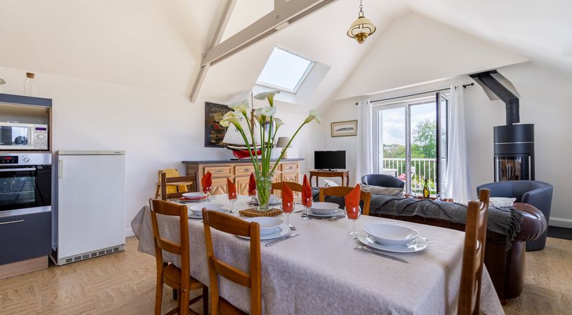 Photo of In the Pocket of the Sea