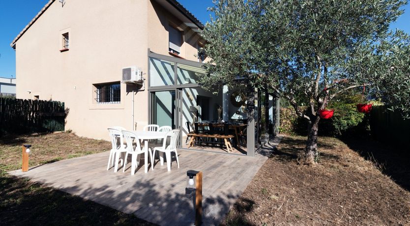 Photo of In Woven Dreams