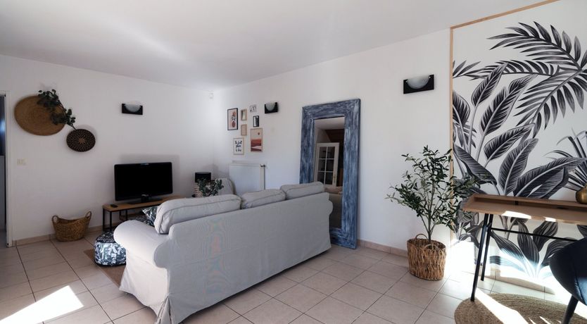 Photo of In Woven Dreams