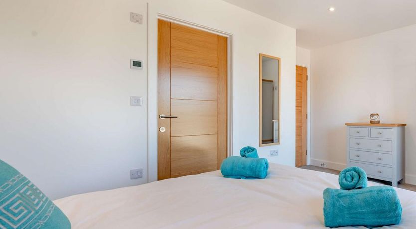 Photo of 2 Bed in Bude