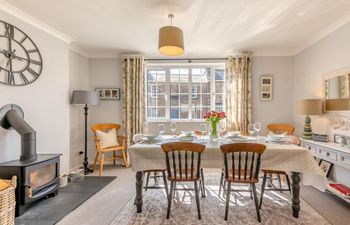 3 Bed in Belford Holiday Cottage