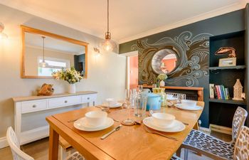 3 Bed in Tenby Holiday Cottage