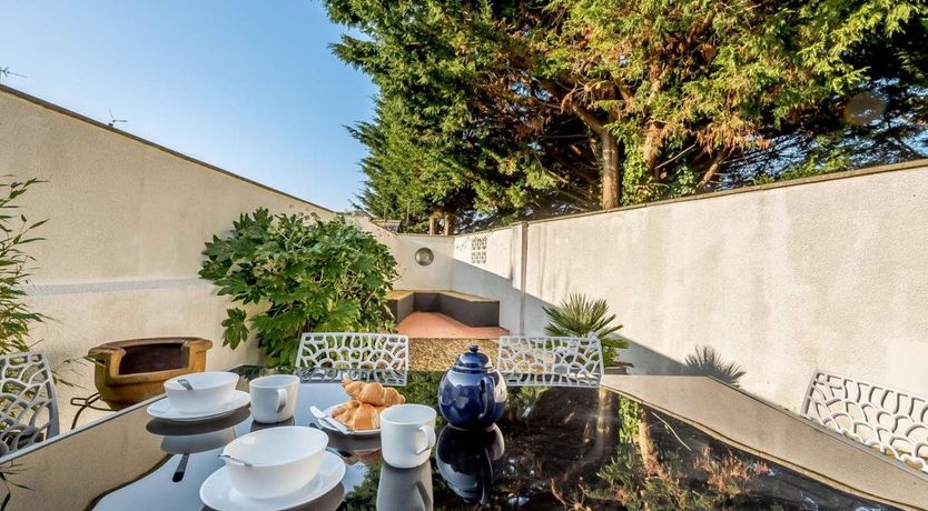 Photo of 3 Bed in Tenby