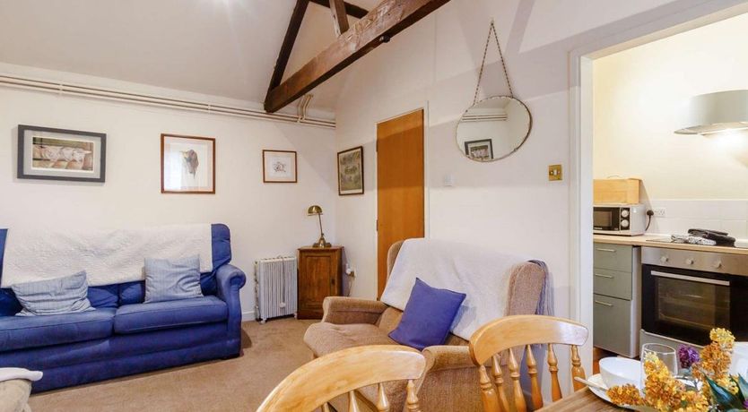 Photo of 2 Bed in Llantilio Pertholey