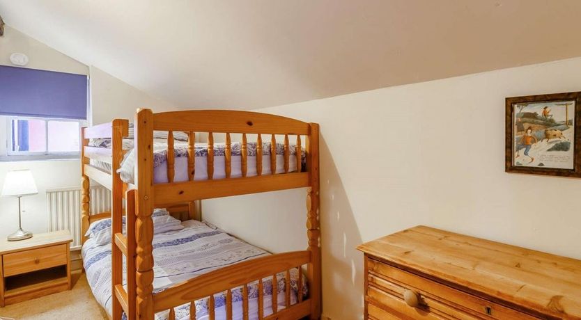 Photo of 2 Bed in Llantilio Pertholey