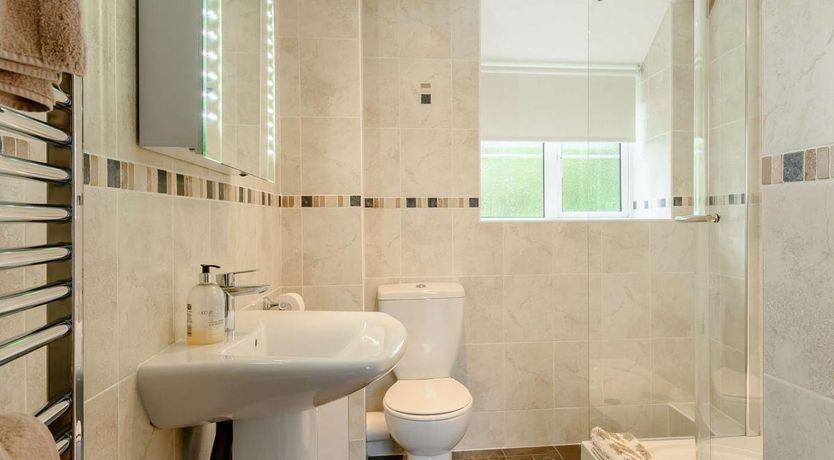 Photo of 1 Bed in Ryme Intrinseca