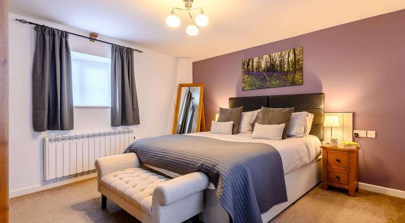 Photo of 1 Bed in Ryme Intrinseca