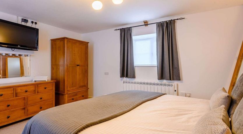 Photo of 1 Bed in Ryme Intrinseca