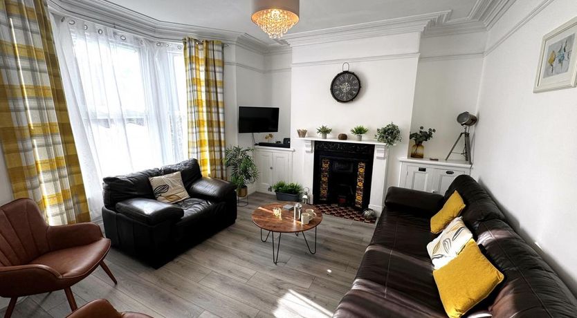 Photo of 4 Bed in Brixham