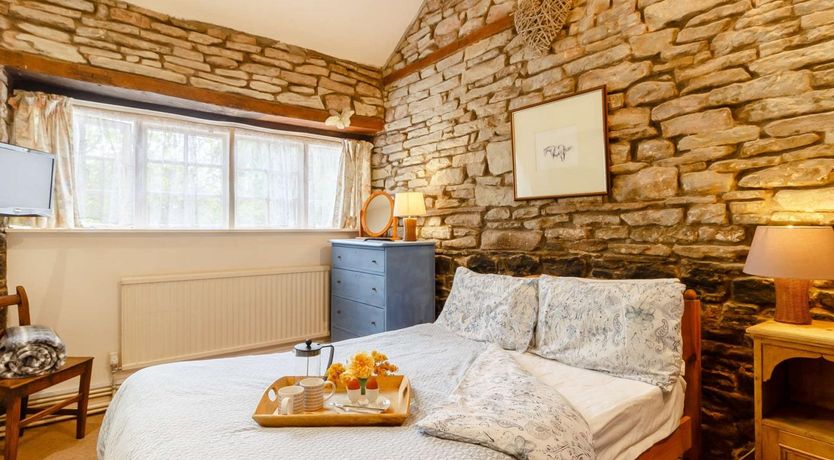 Photo of 2 Bed in Abergavenny