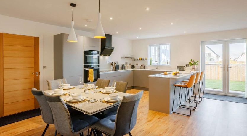 Photo of 3 Bed in Bideford