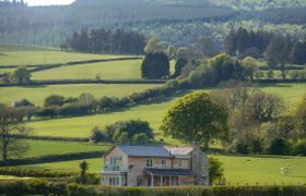 Photo of cottage-in-mid-wales-20