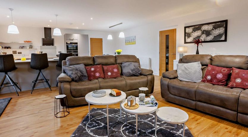 Photo of 3 Bed in Bideford