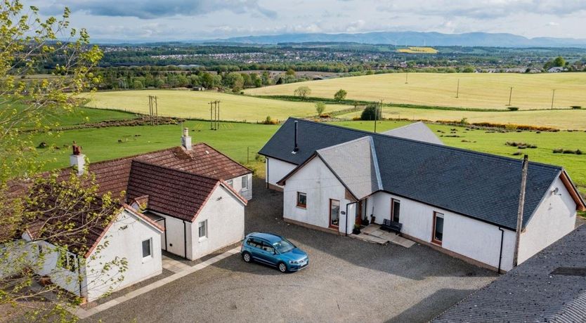 Photo of Cottage in Stirling and Clackmannanshire