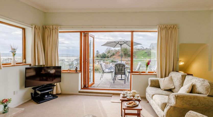 Photo of 2 Bed in Aberdovey