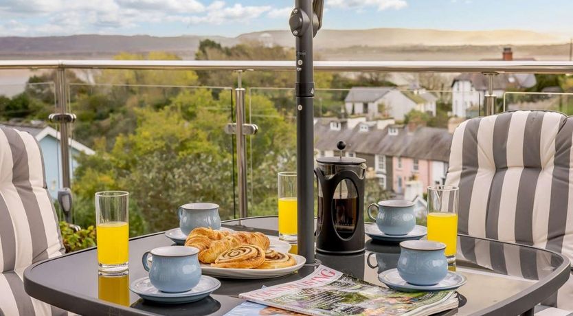 Photo of 2 Bed in Aberdovey