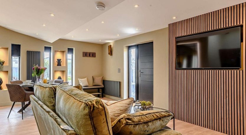 Photo of 1 Bed in Mundeseley