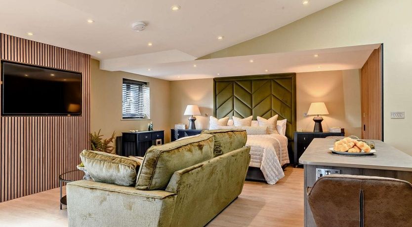 Photo of 1 Bed in Mundeseley